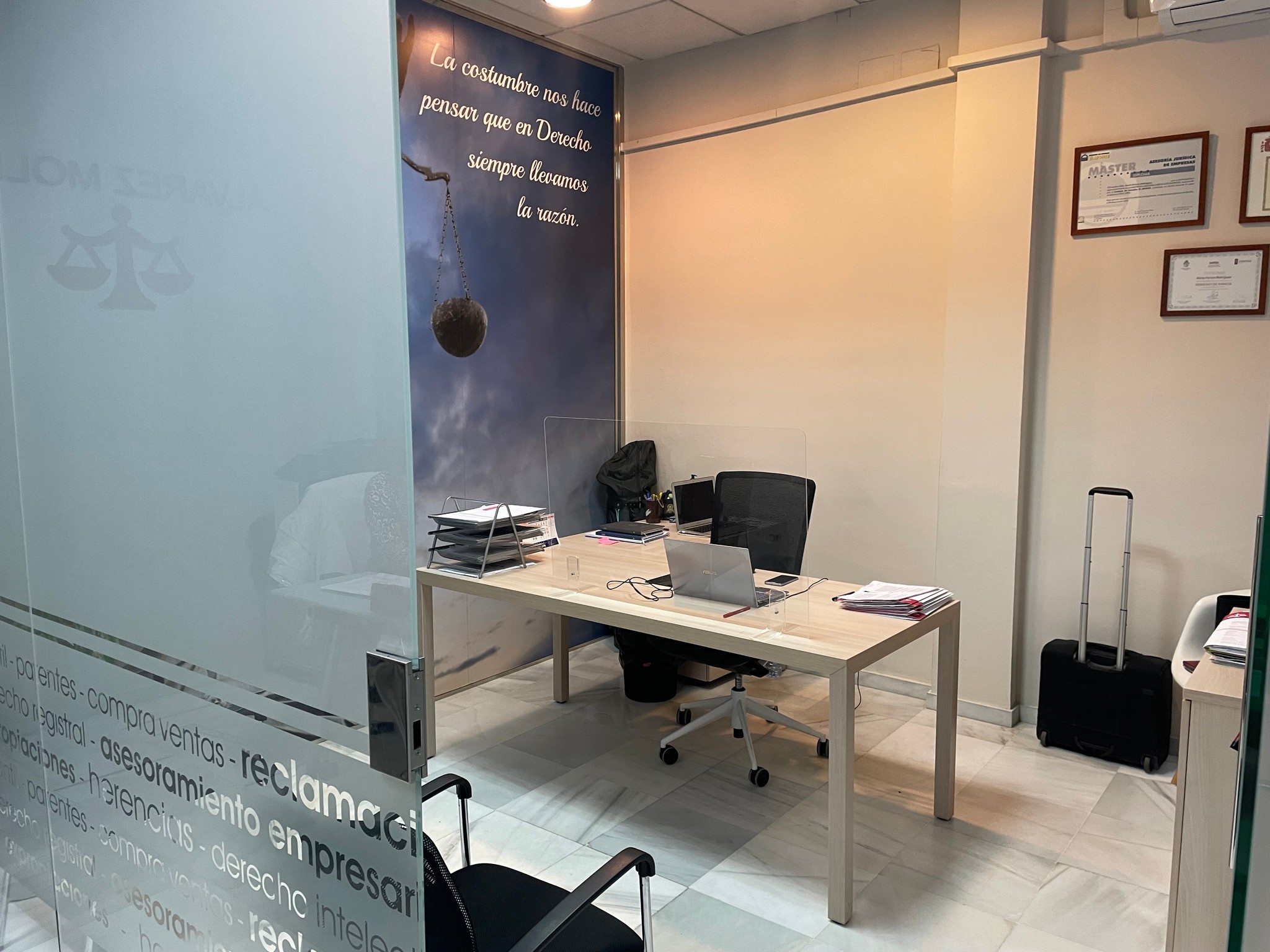 Despacho Álvarez Molina Abogados IMG_9434